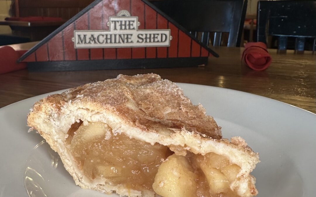 Machine Shed Apple pie slice served on a plate